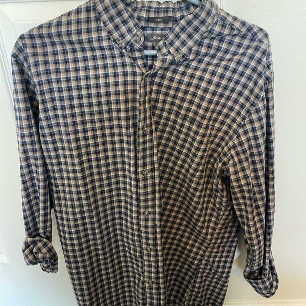 Eddie Bauer Navy Plaid Men's Shirt Medium
